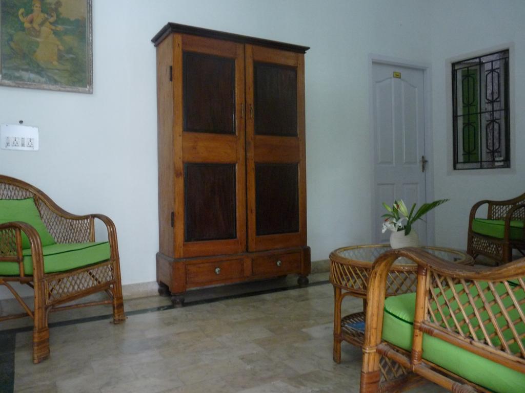 L'Escale Hotell Pondicherry Eksteriør bilde