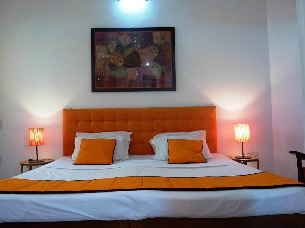 L'Escale Hotell Pondicherry Eksteriør bilde